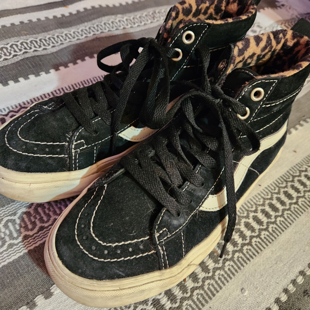 Vans High-Top Skate Sneakers - Black/white/Leopard Print
